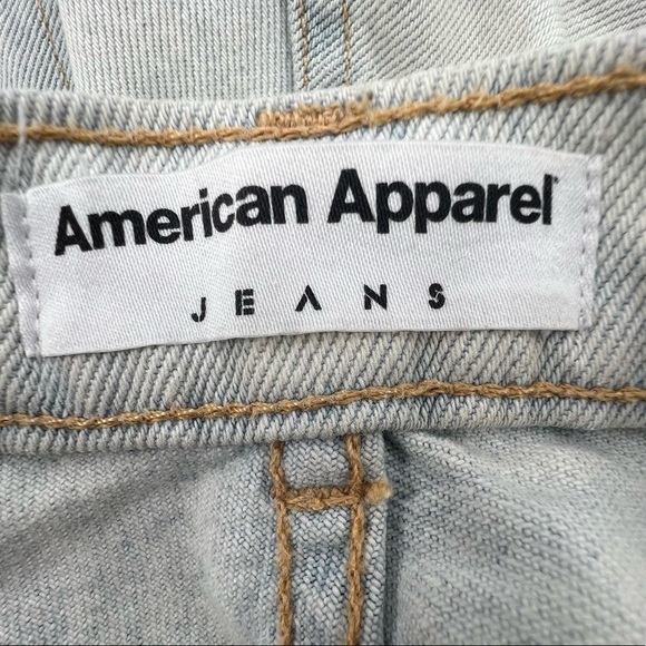 American Apparel Cuffed Hem Denim Jean Shorts Size 26 Women’s - Picture 2 of 7